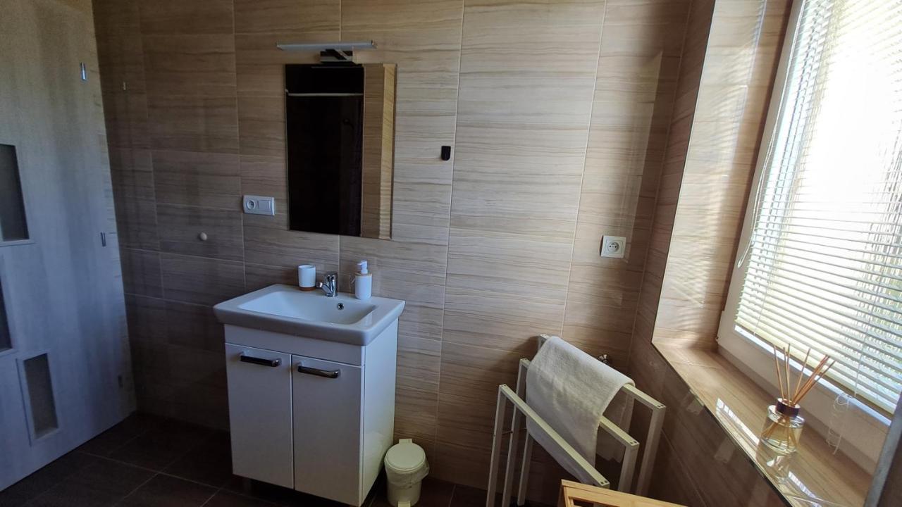 Kajula Apartment Besenova Ngoại thất bức ảnh