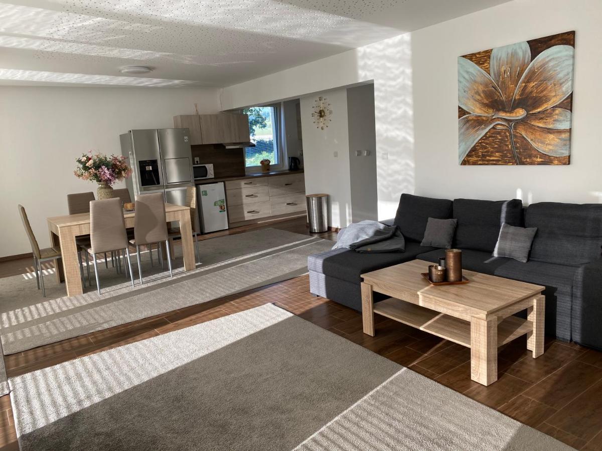 Kajula Apartment Besenova Ngoại thất bức ảnh