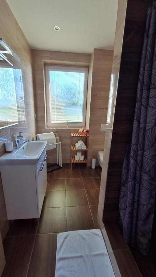 Kajula Apartment Besenova Ngoại thất bức ảnh